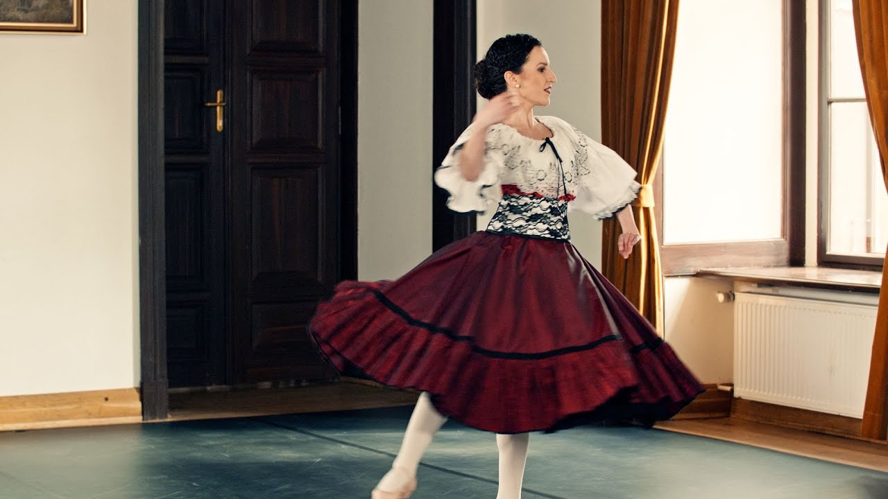 Słownik tańca dawnego / Early Dance Dictionary - Loure (Entreé Espagnolle)