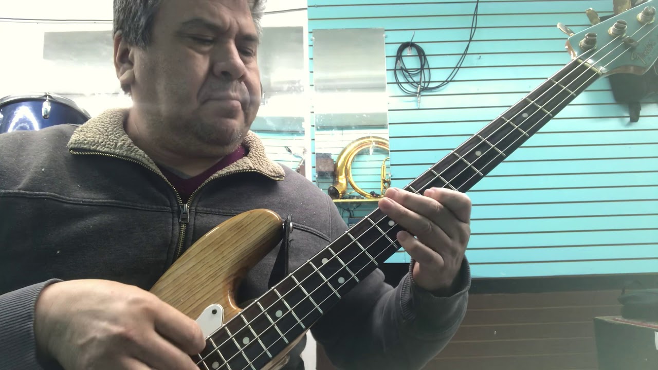La cumbia sampuesana-bajo electrico
