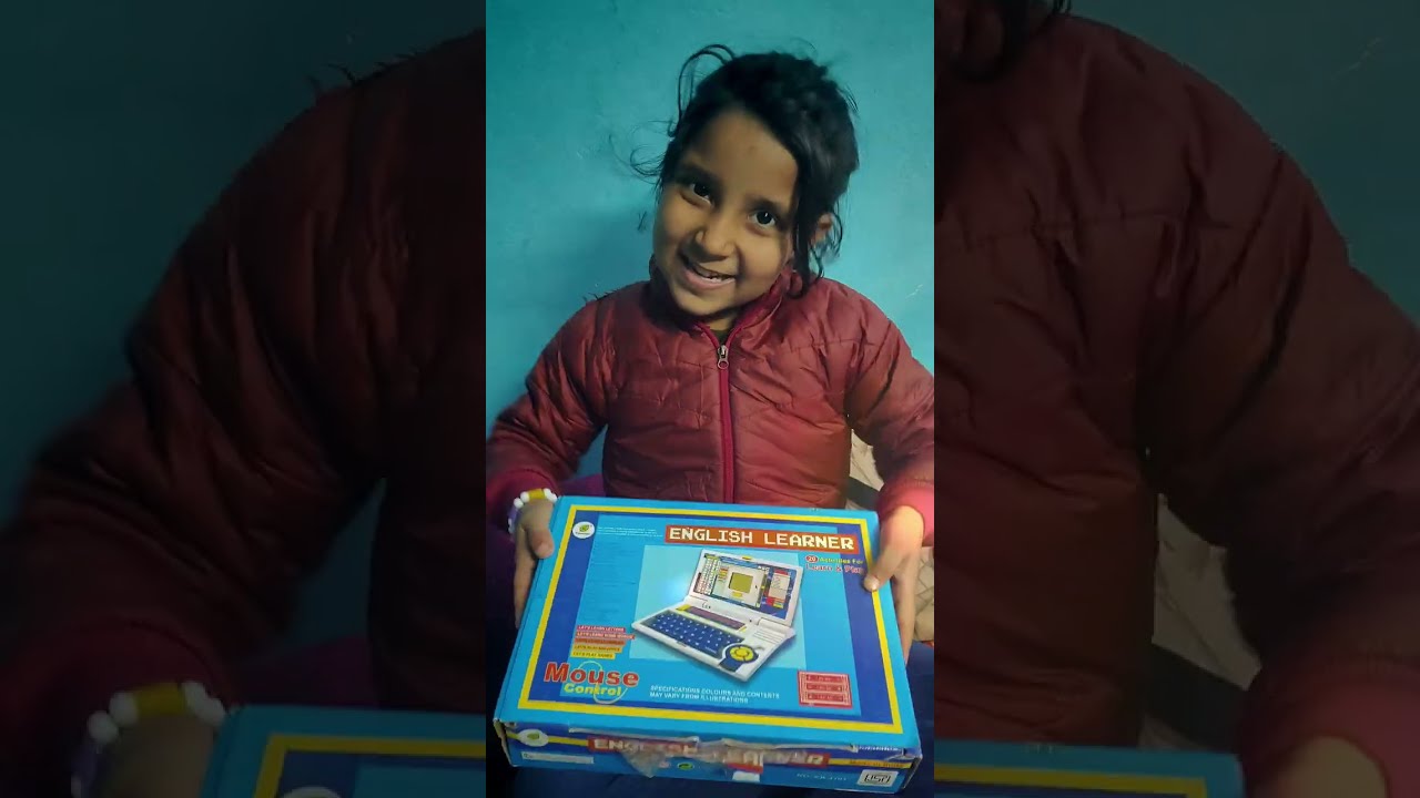 नवन्या कोमिला birthdayगिफ्ट में💻🥰😍@navanyasingh#birthdaygift#entertament#newtrending#memes#ytshorts