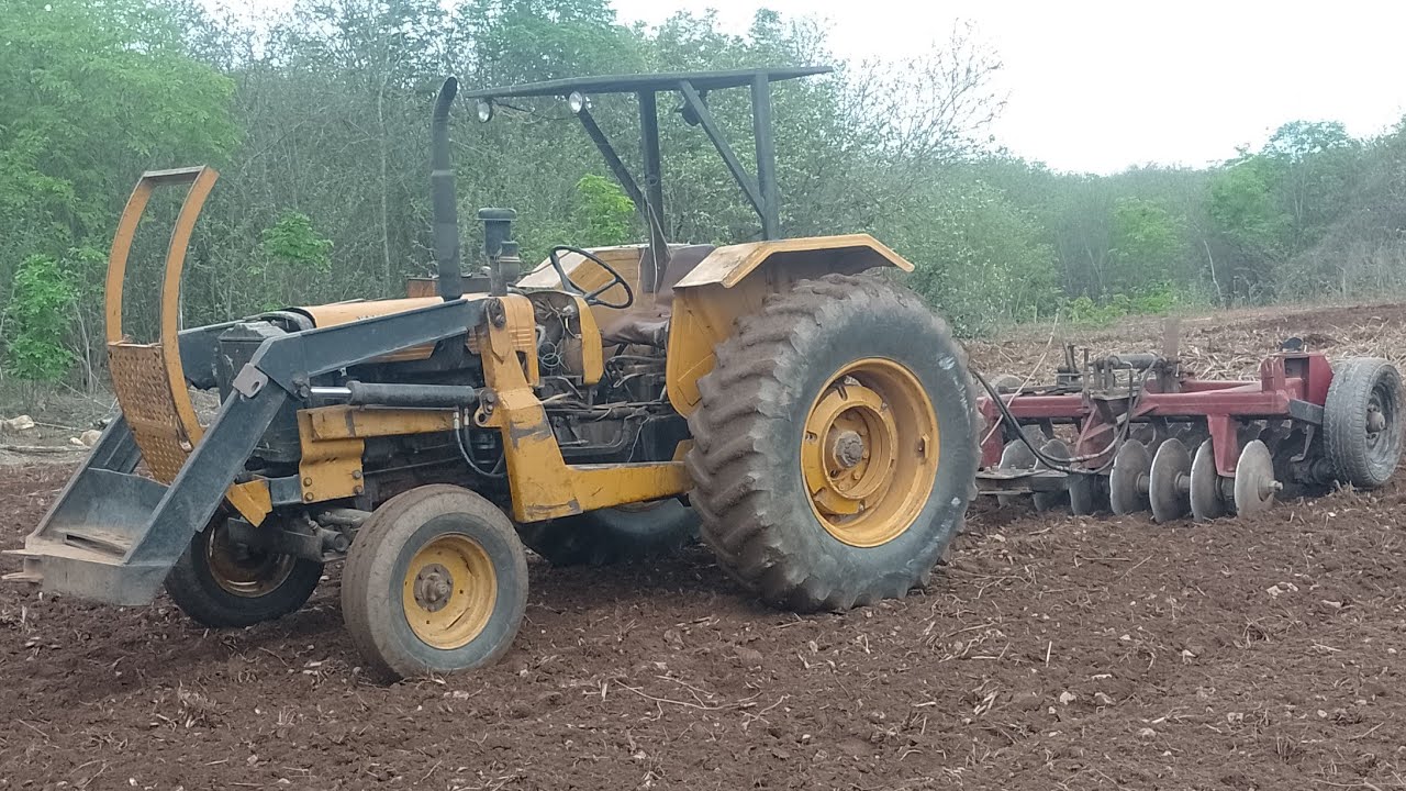 Começou o plantio pessoal vamos botar o Valmet velho para trabalhar