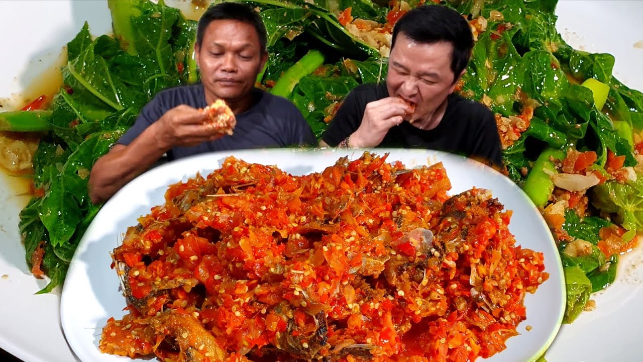 IKAN ASIN MERCON DENGAN RATUSAN RAWIT TERPEDAS DI DUNIA AMA DAUN PEPAYA BLONDO