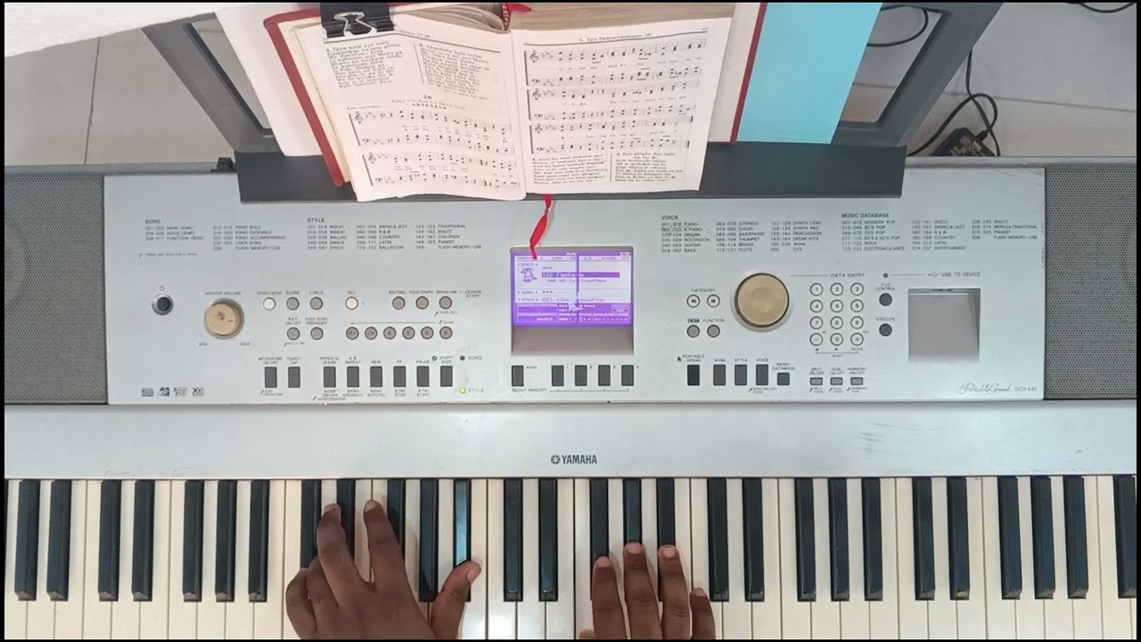 Hymne 28 - Mawu ƒe lɔlɔ̃ la esɔ gbɔ
