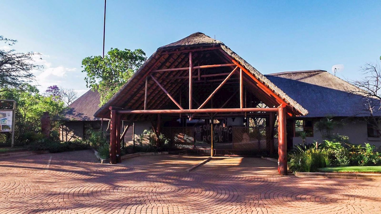 1.6 ha Smallholdin Limpopo | Bela Bela And Bushveld | Modimolle Nylstroom | Modimole Ny |