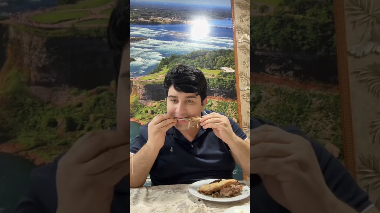 BABOŞ VƏ MƏFTUN KAFEDƏ ÖRDƏK VƏ HİND TOYUĞU KABAB YEYİR 🍗