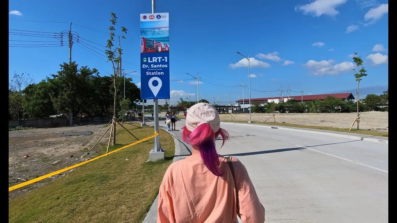 We tried the new LRT-1 Cavite Extension (from Sucat to Gil Puyat) to go to Tionghwa and eat taho.