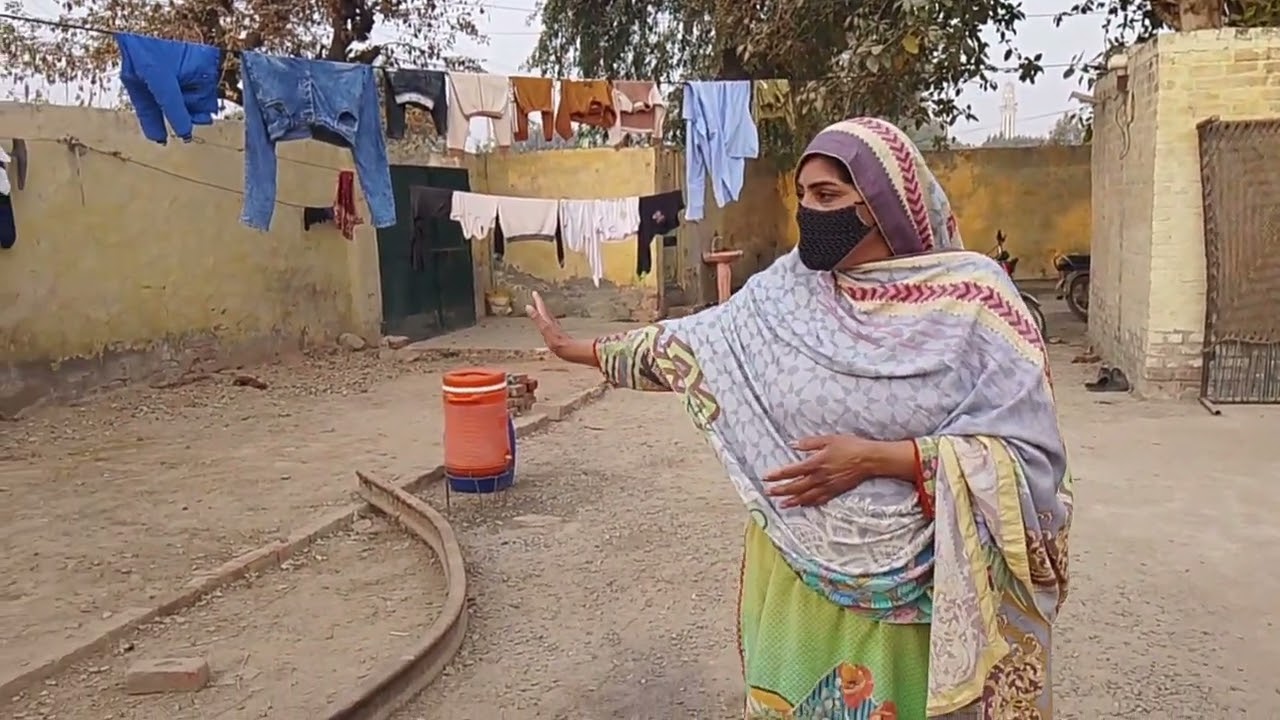 Meri bachpan ki adatien😂#simplebajivlogs
