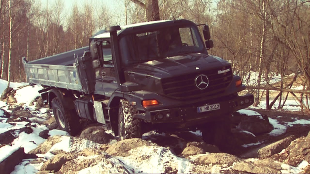 Mercedes-Benz Zetros Off-Roading