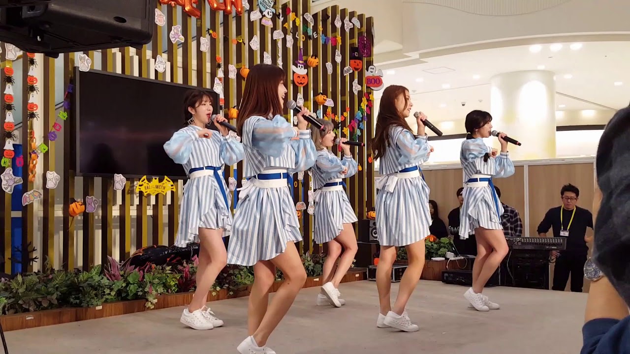 LABOUM 