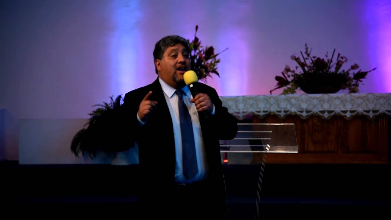 Pr.Julio Chazarreta.
