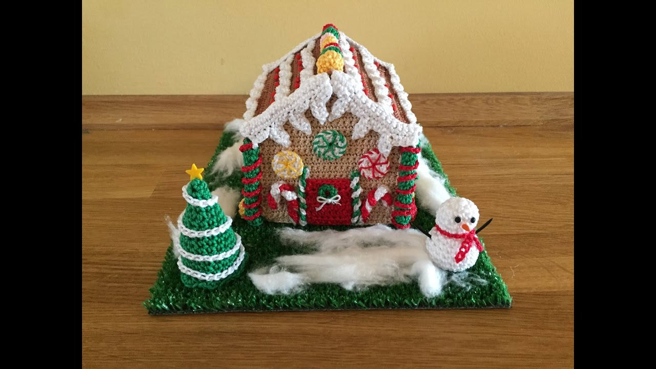 casetta di natale all'uncinetto