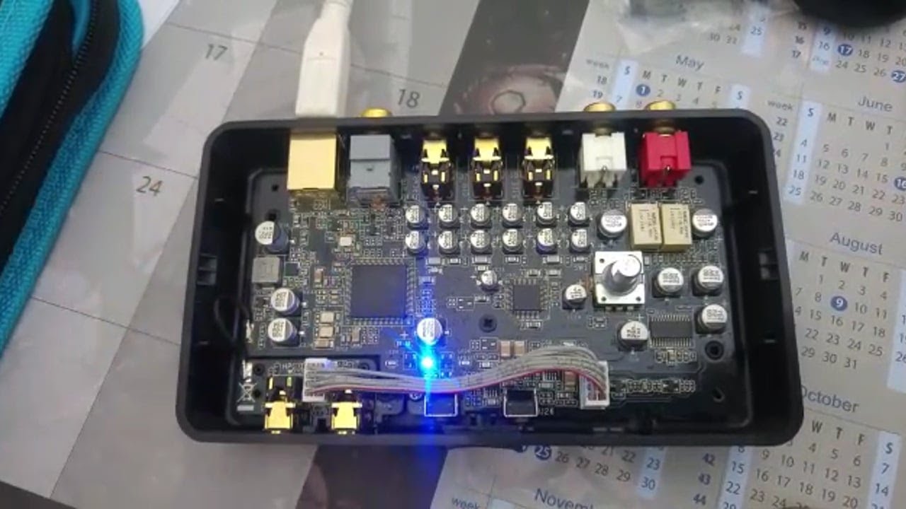 Asus Xonar U7 villog&oacute; LED jav&iacute;t&aacute;s | Toshiba Qosimo UMA konverzi&oacute;