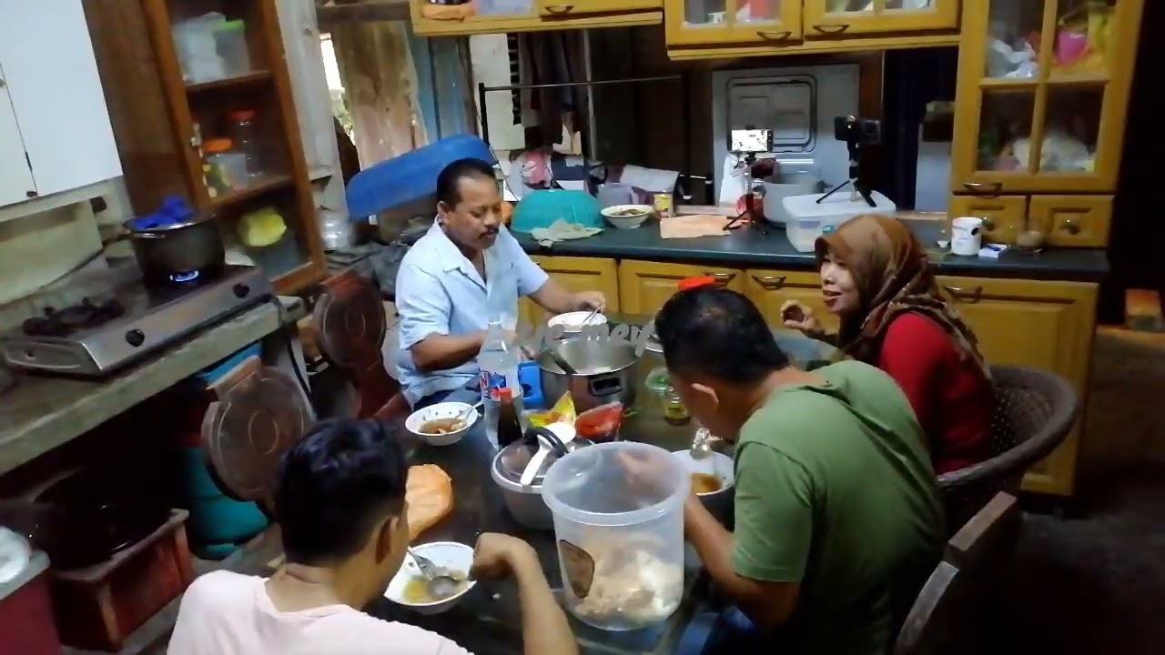 Layan Diri Makan Bakso sepuasnya2