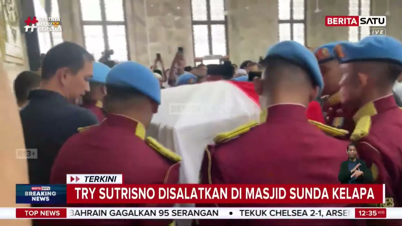 Salat Jenazah Usai, Mendiang Try Sutrisno Diberangkatkan ke TMP Kaibata