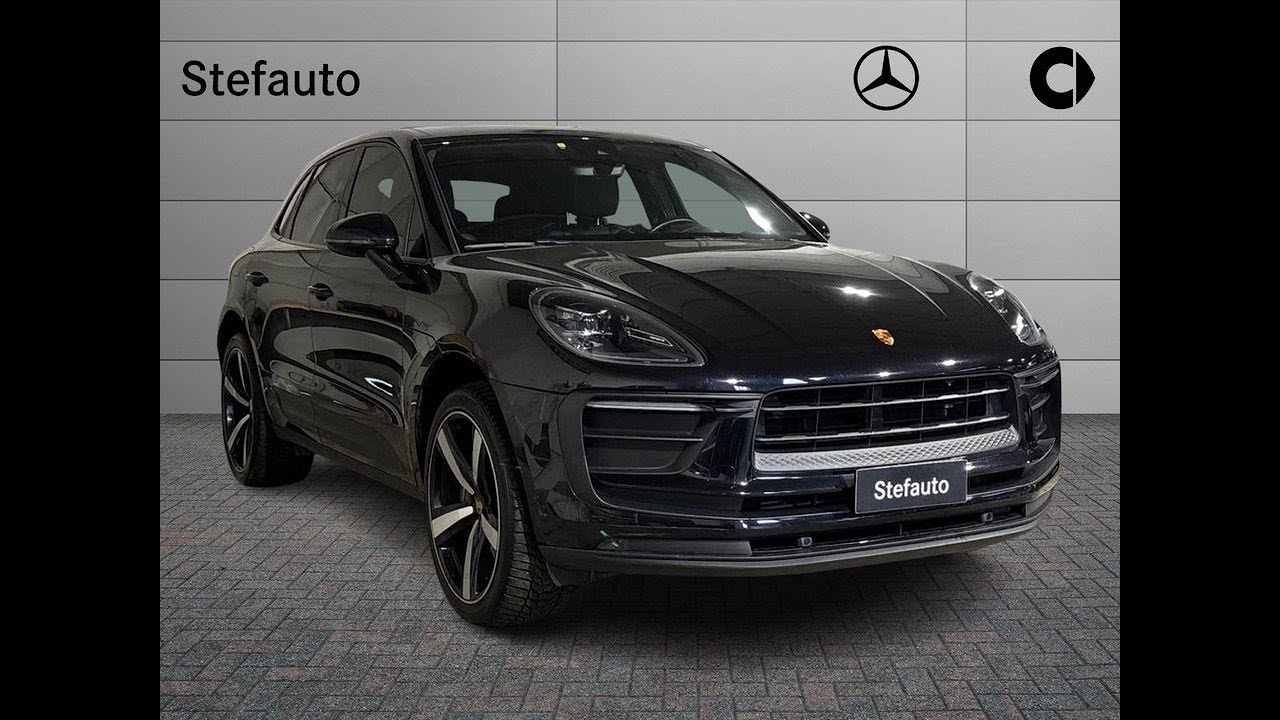 U248566 PORSCHE Macan I 2022