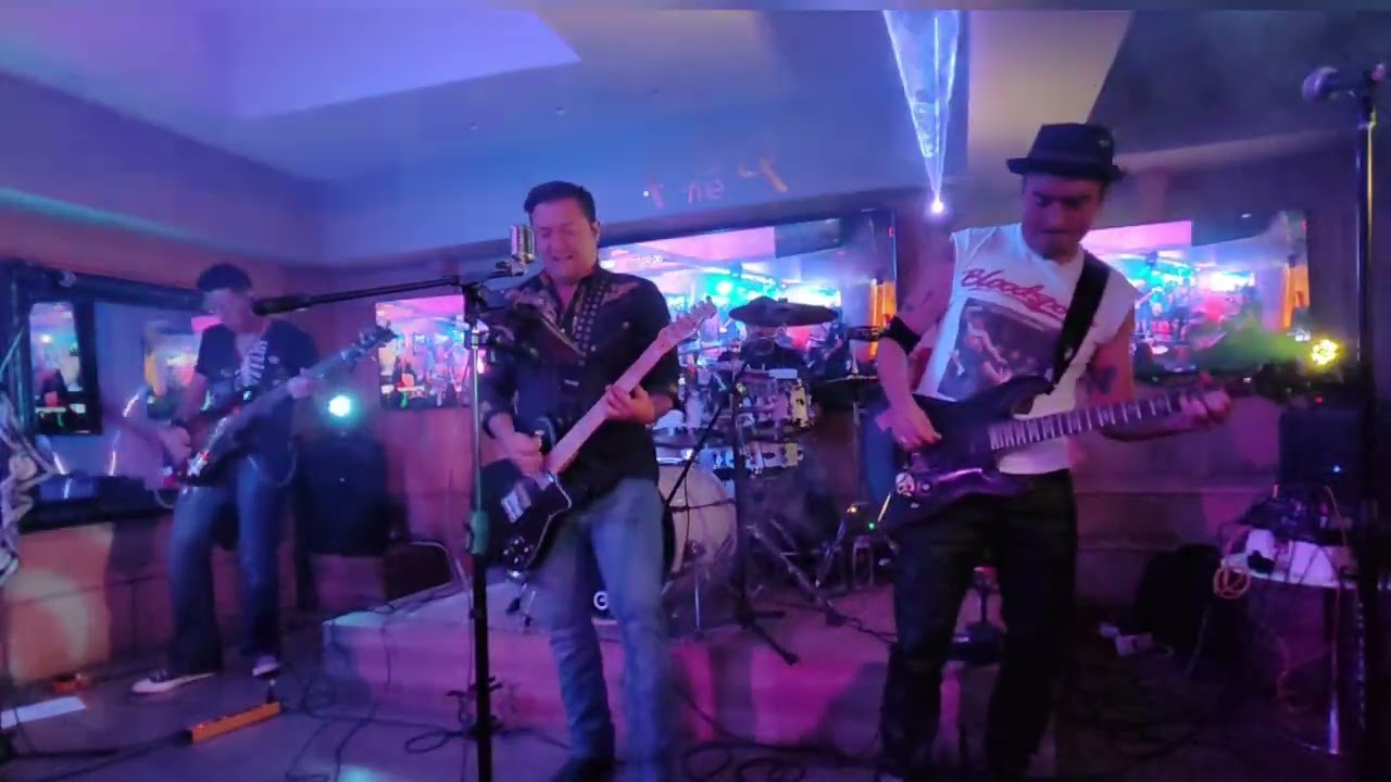 The Locals: Stand by Me - Oasis