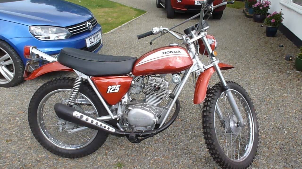 Honda SL 125 1971 Finally Finished the Paintwork