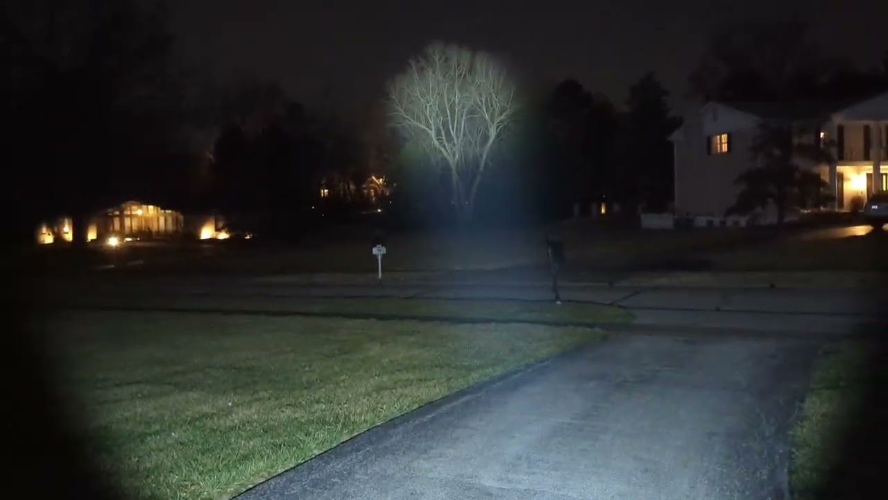 Sofirn sk40 sft70 beamshots