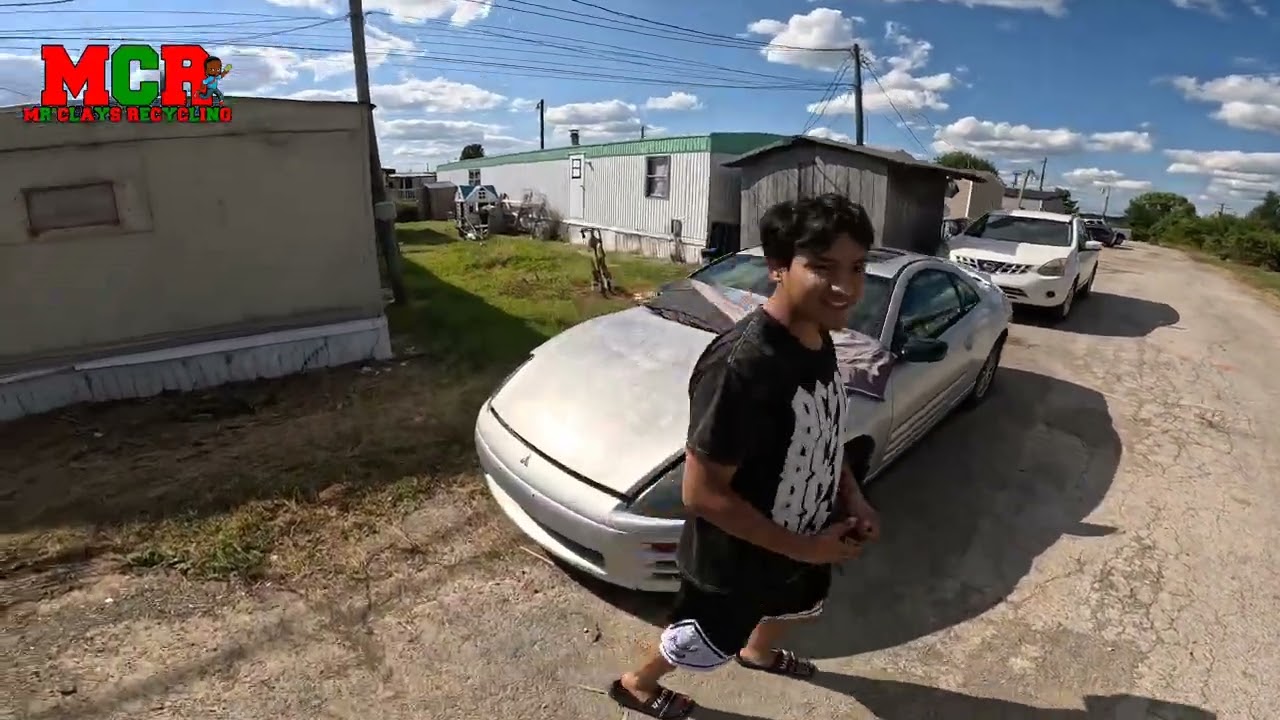Trailer park manager keeps us busy buying junk cars [WE BUY JUNK CARS]