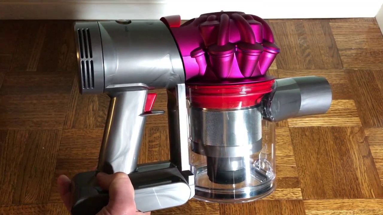 Как снять контейнер для мусора на Dyson V7 (снять прозрачную часть)