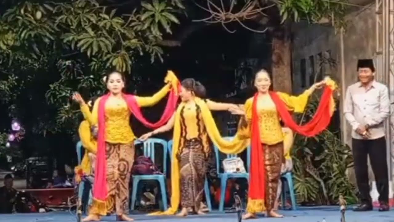 Langen Beksan Tayub Suroboyoan Sedekah Bumi Kuwukan Surabaya