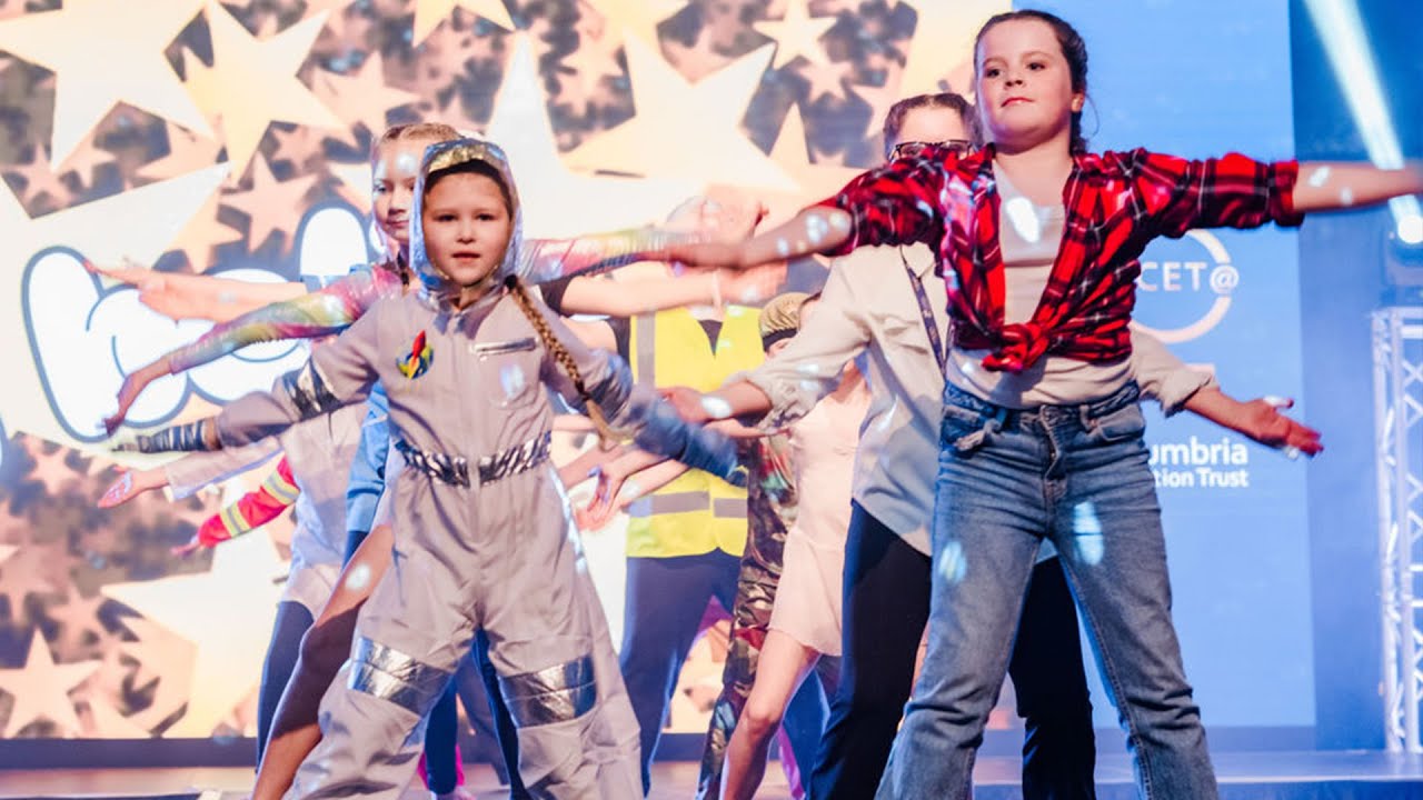 CET@10 - Longtown Primary School Performance