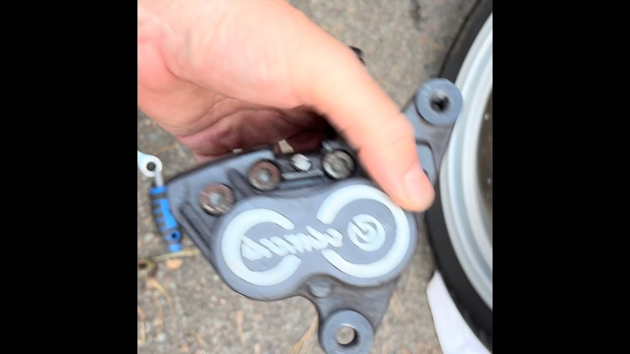 K1200RS project bike Episode 5 - I break the brakes