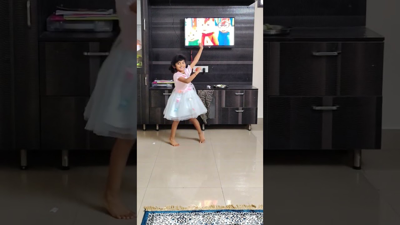 #geshnikaworld #cutedance #kidsdanceperformance