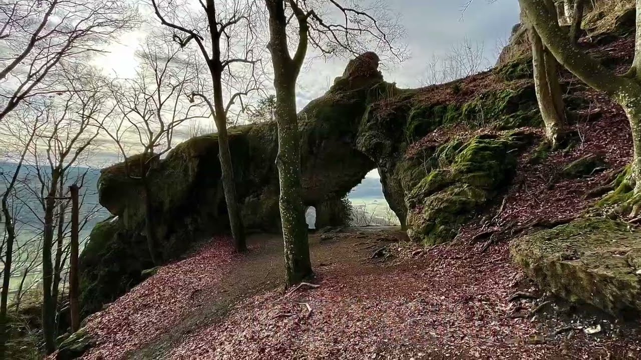 Nürnberger Land: Wandern auf der Houbirg hoch über dem Happurger Stausee