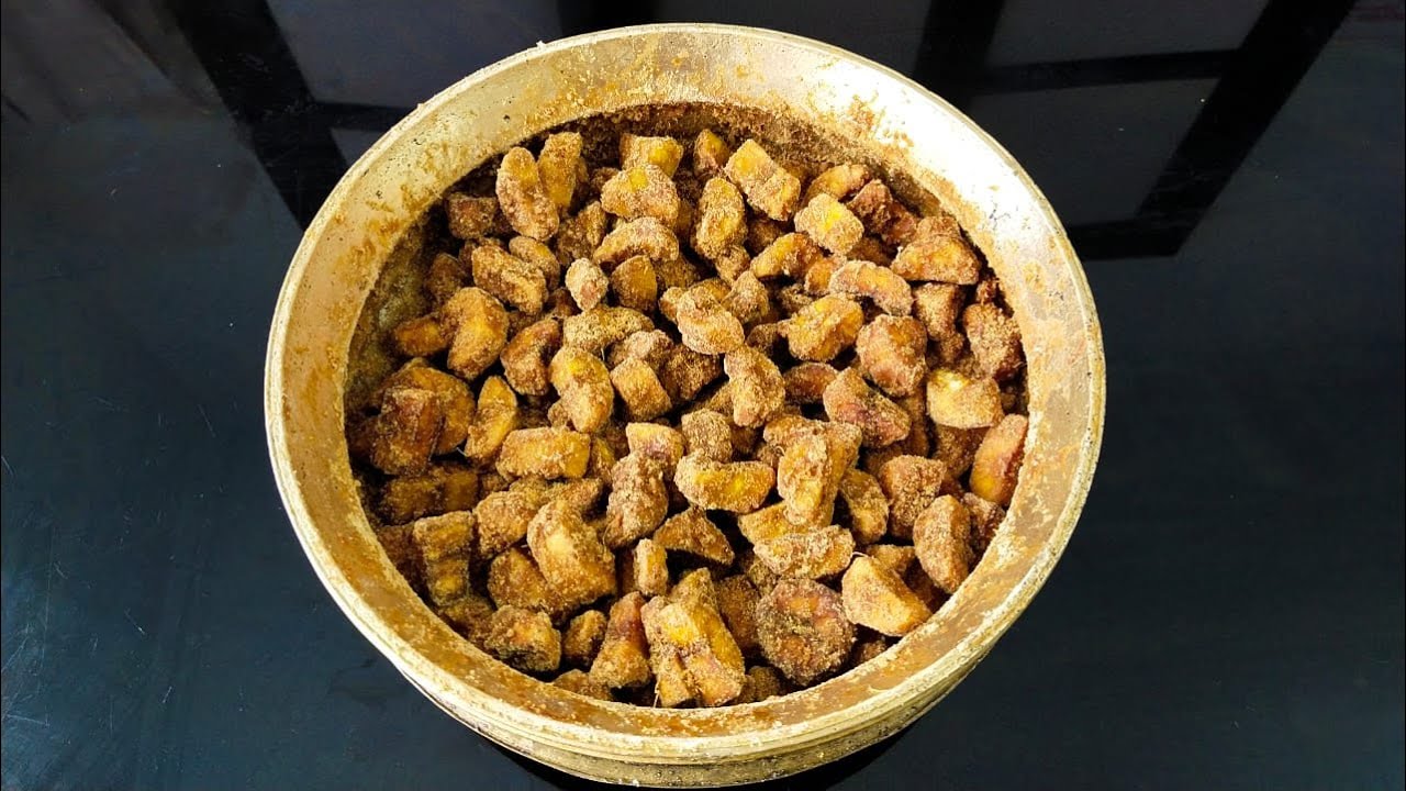 ശര്‍ക്കരവരട്ടി/ ശര്‍ക്കരയുപ്പേരി/SARKKARAVARATTY