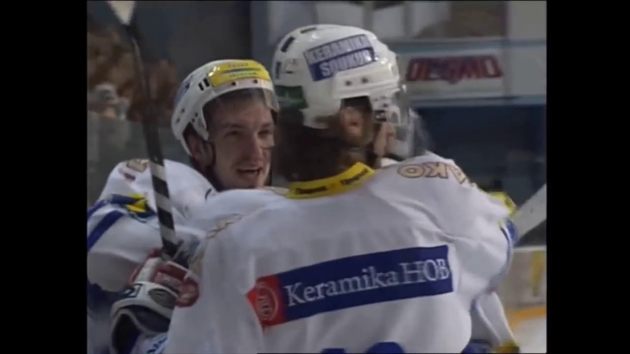 Semifinále Play-off 2003/04: Hamé Zlín - Lasselsberger Plzeň 4:1 na zápasy