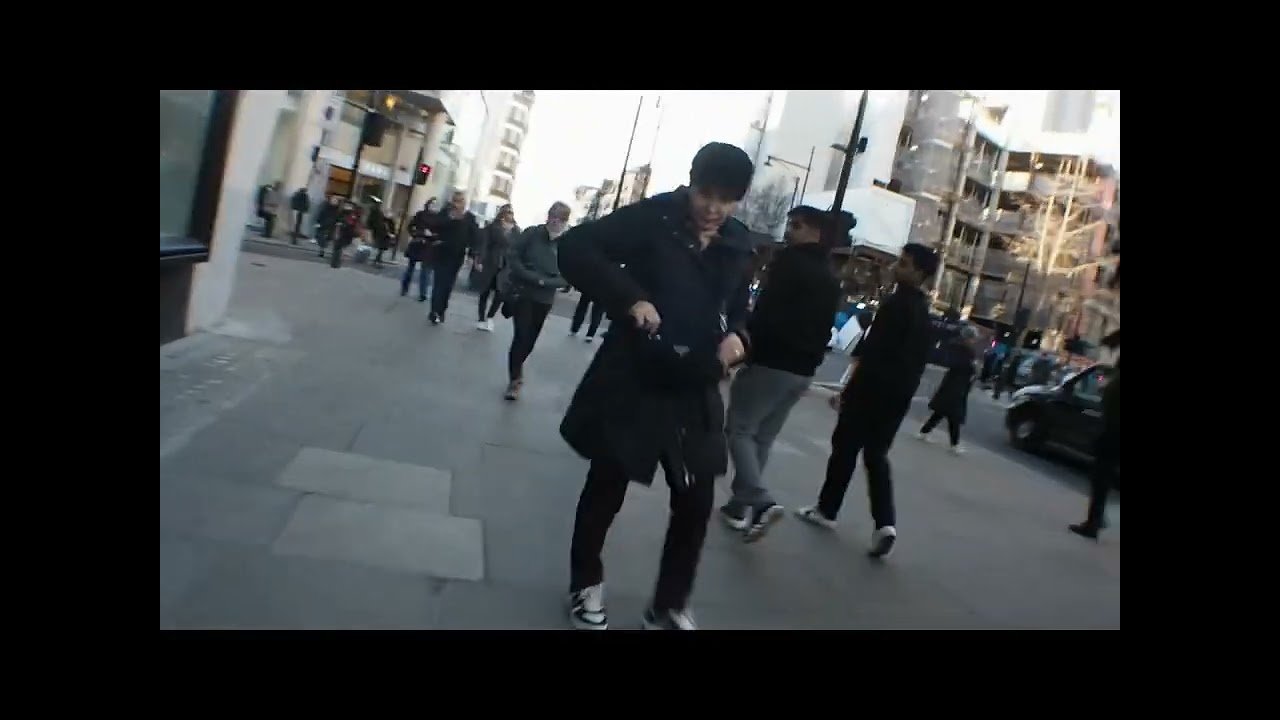 Abnormal Vlog - London - Regent St. to Embankment