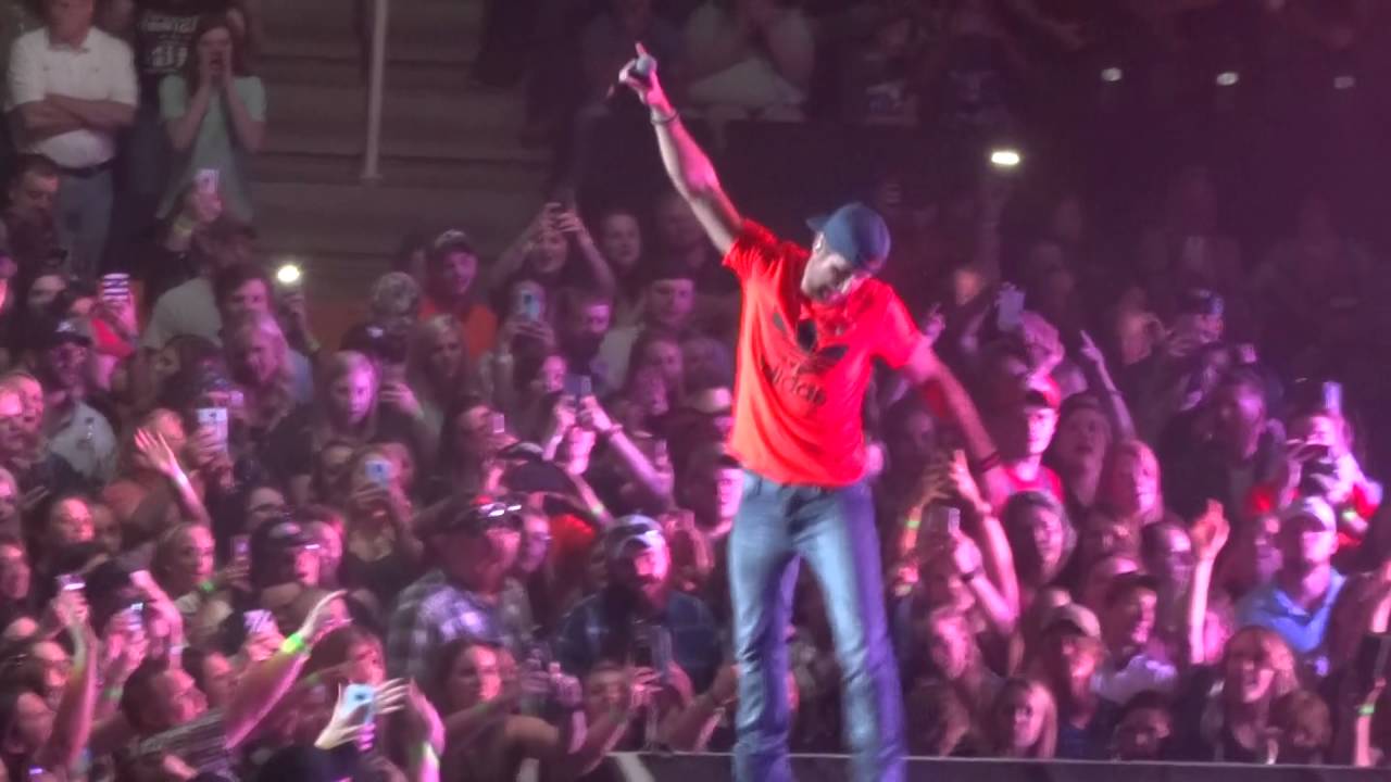 Canaan Smith - Love You Like That - Blackout Tour 2016