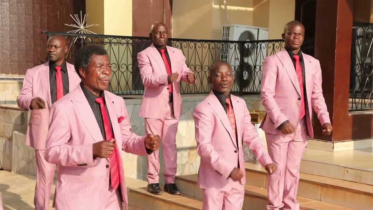 NILAZIMA NIMUTUMIKIYE By INJILI CHOIR 5e CELPA Carmel Muhungu BUKAVU SUD-KIVU