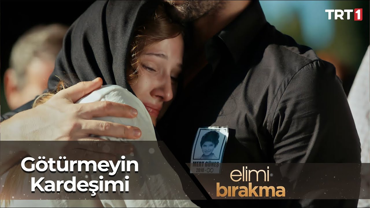 Mert'in ölümü Azra'yı paramparça ediyor... 😢 - Elimi Bırakma 44.Bölüm