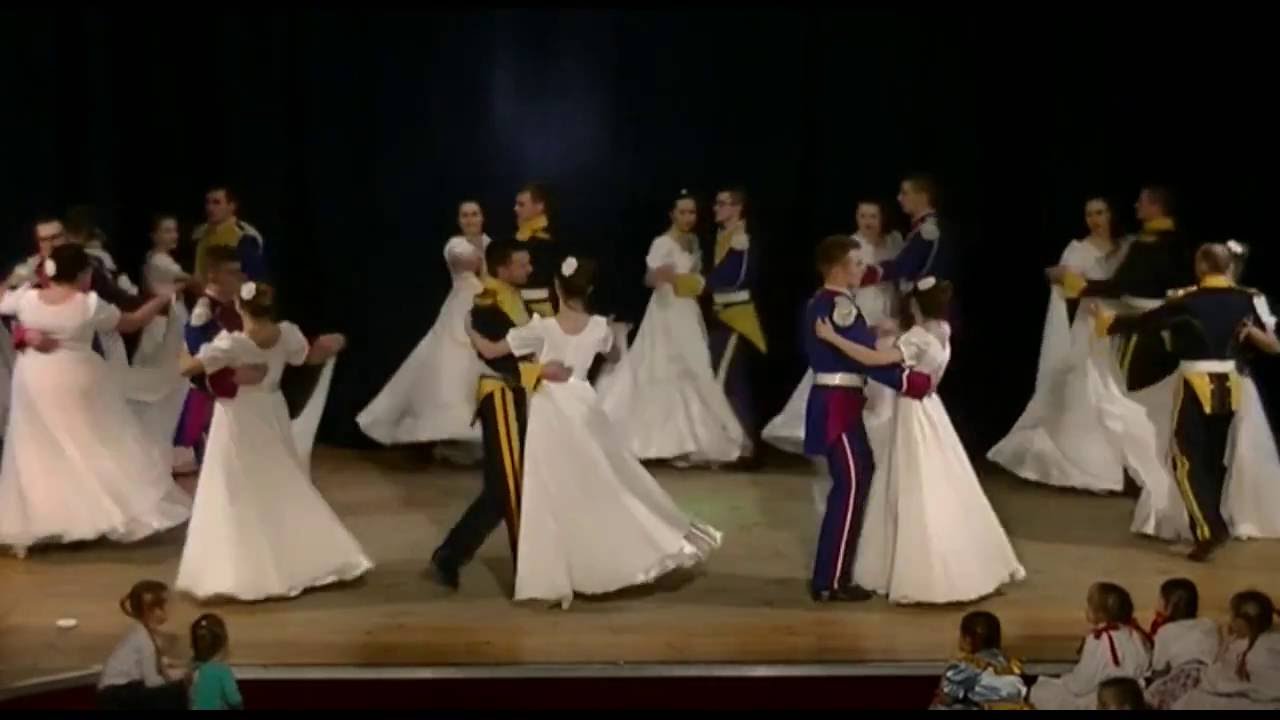 Zespół Pieśni i Tańca PUŁANIE z Trzciany (Walc)