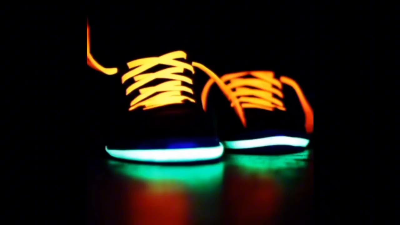 Wir stampfen immer weiter unt die leute  stampfen mit ( technobase) (Best Quality)
