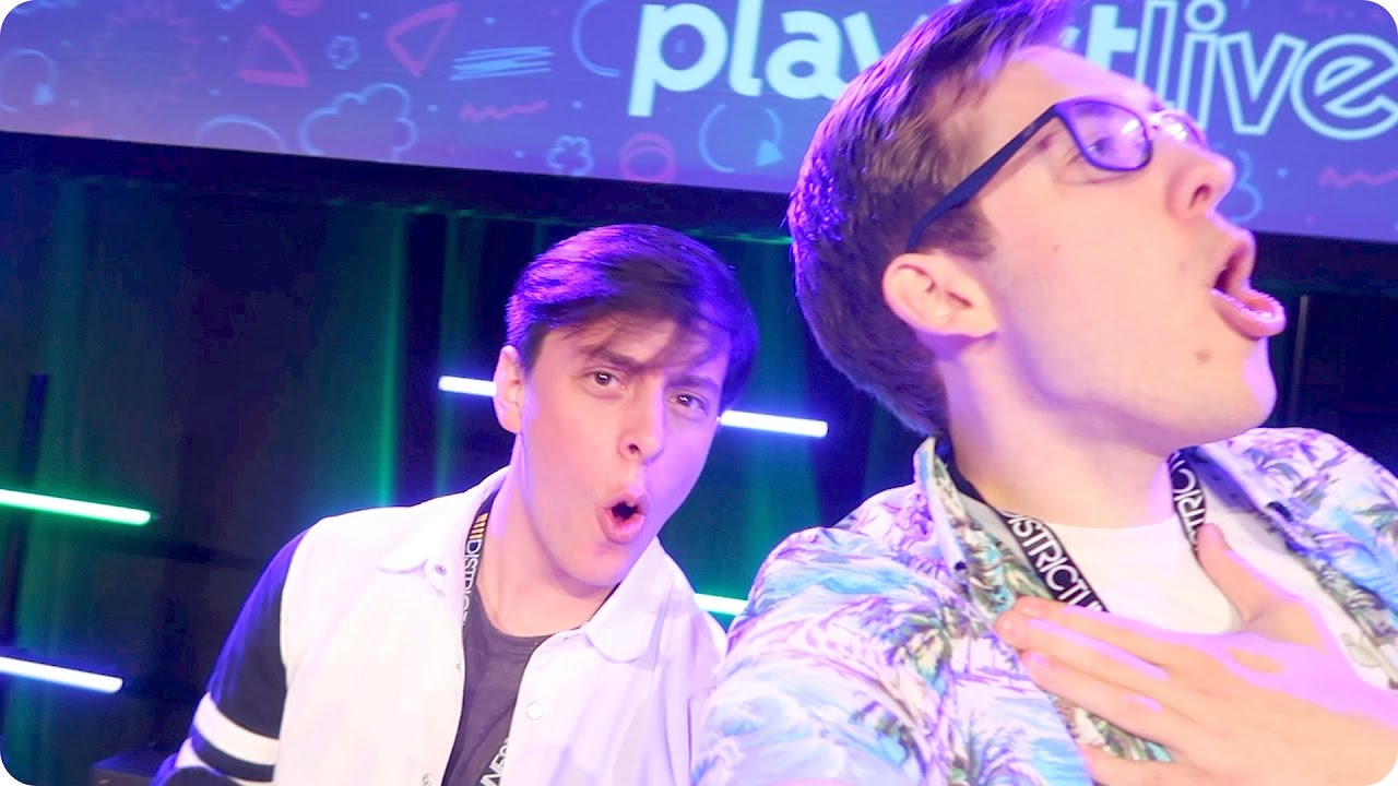 Playlist Live 2017 DAY 1 ON STAGE | Evan Edinger Travel