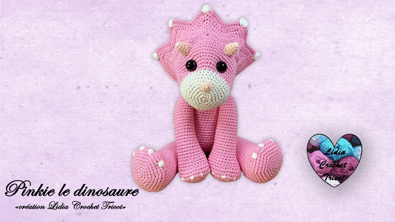 Dinosaure Tricératops Pinkie Amigurumi 