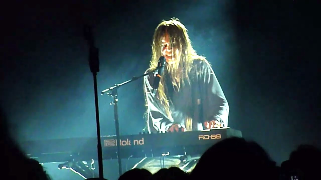 Sofia Isella - Crowd Caffeine (live @ Tolhuistuin Amsterdam 19.08.2025) 3/5