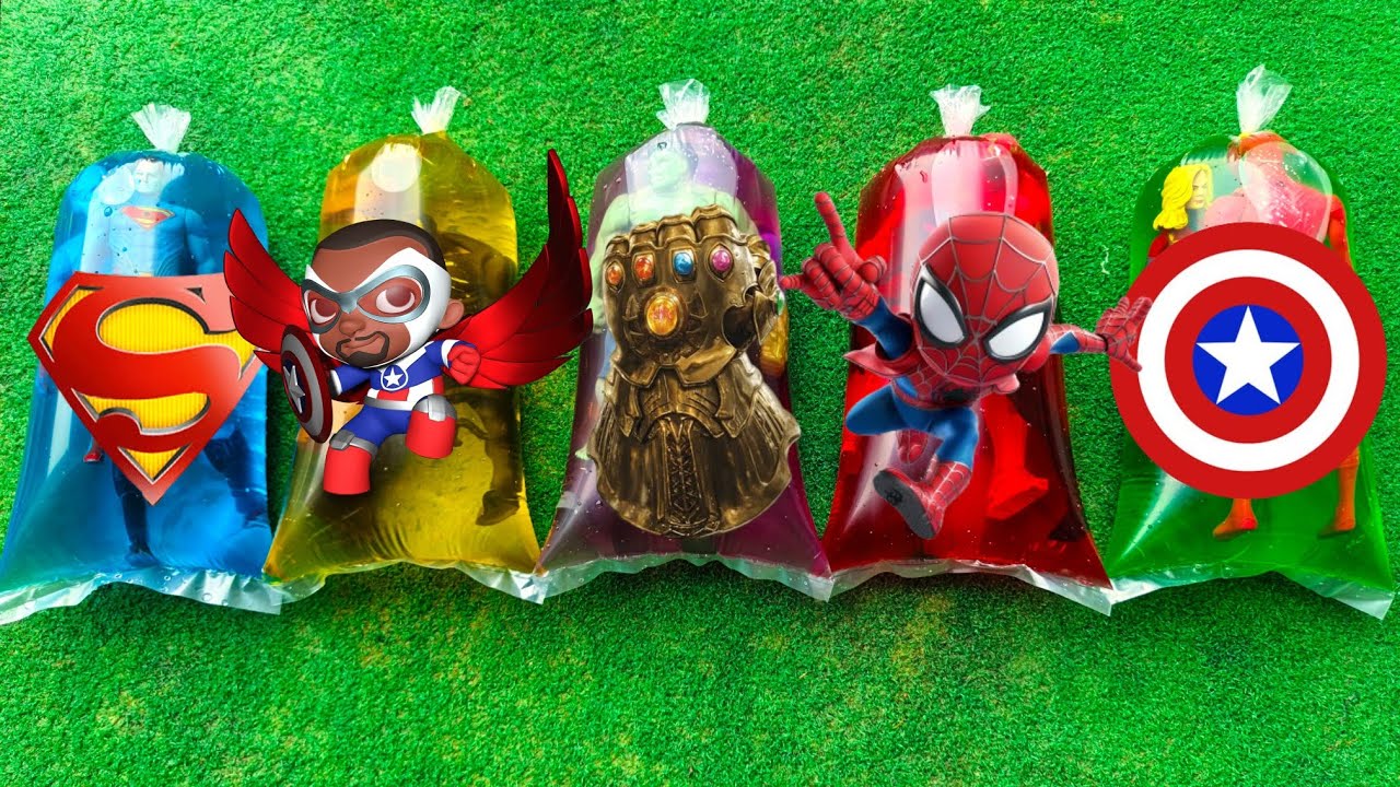 MARVEL AVENGERS: Superman, Ironman, Hulk, Venom, Blackpanther, Spiderman, Deadpool, Flash, Falcon