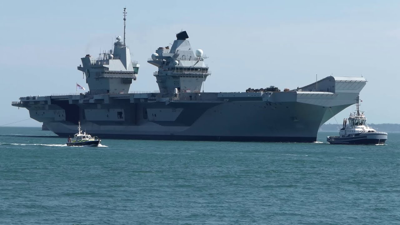 HMS Queen Elizabeth (R08) returns to Portsmouth Harbour