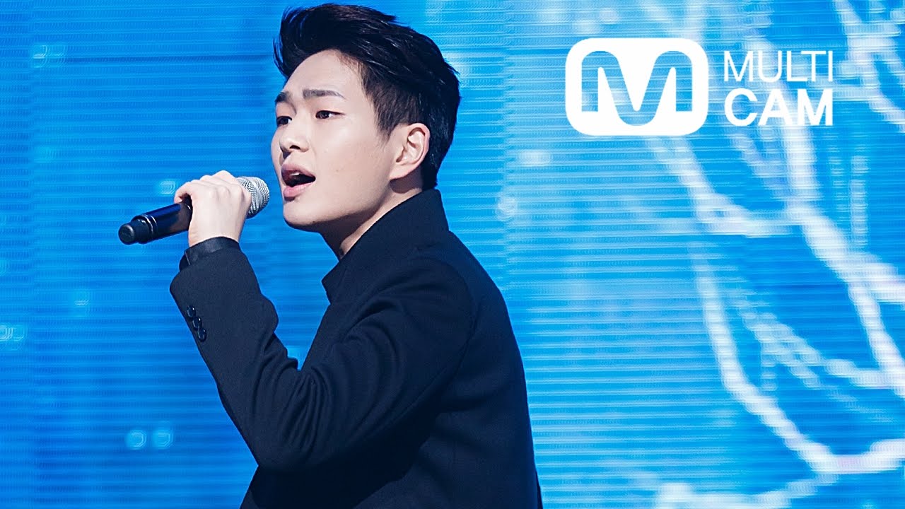 [Fancam] Onew of SHINee(샤이니 온유) Intro + Love Like Oxygen(산소같은 너) @M COUNTDOWN_150319