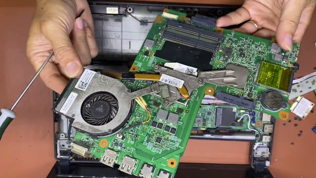 Hướng dẫn tháo Laptop Dell inspiron N4030 từ A-Z (từng chi tiết)