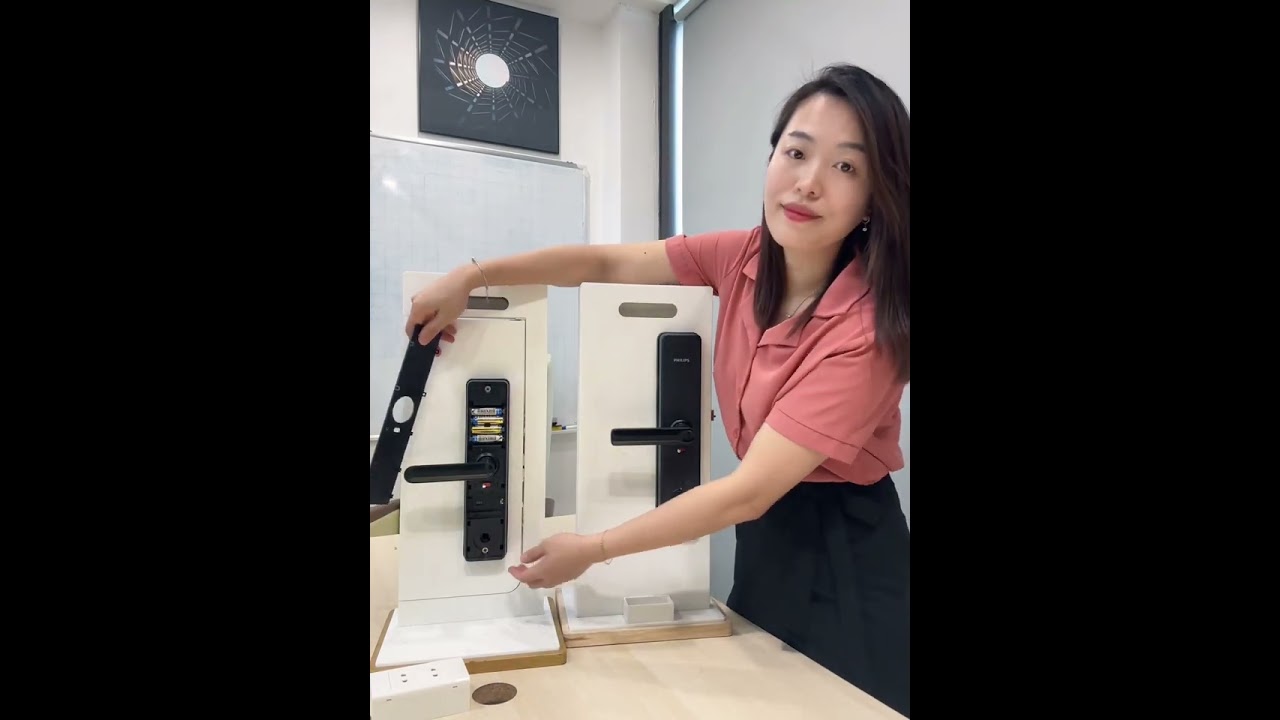 So sánh khoá cửa vân tay Kaadas L8 và Philips DDL603E || Tudu Chanel