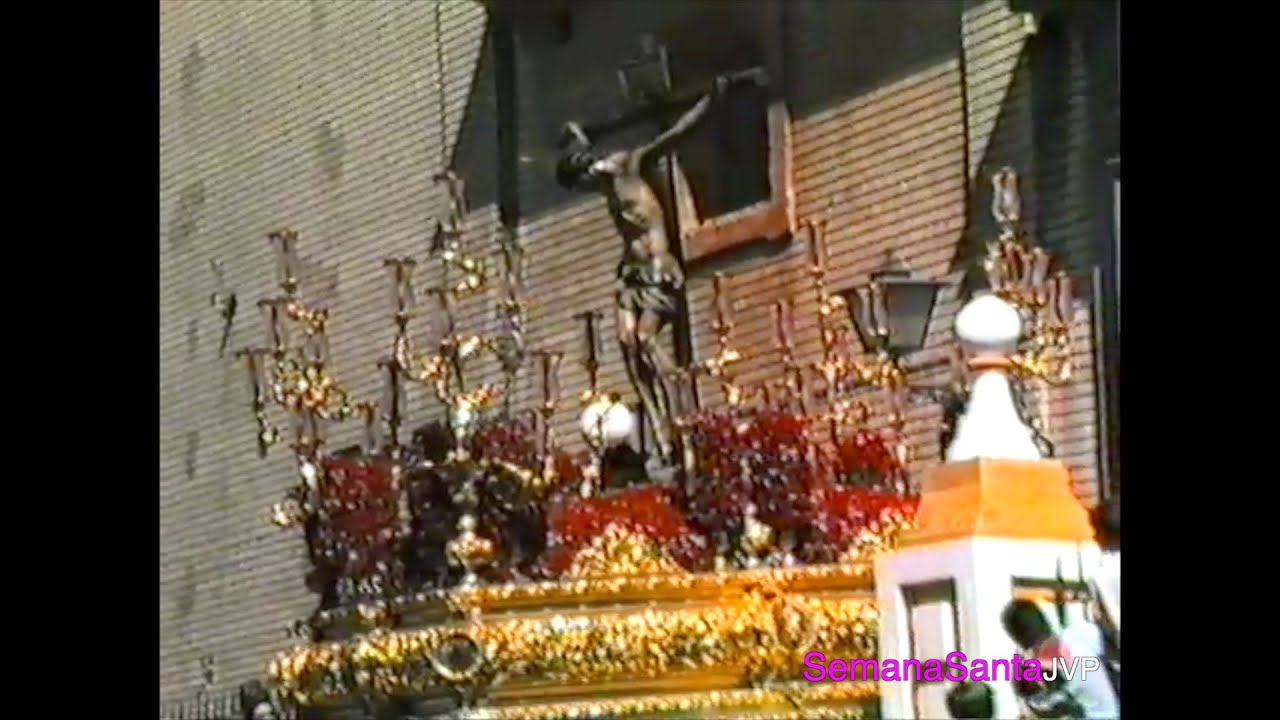 Imágenes de archivo, Salida del Cristo de la Salud de San Bernardo Semana Santa de Sevilla de 1985