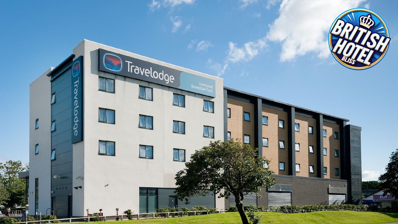 Travelodge Liverpool Stonedale Park | Liverpool, United Kingdom | Hotel Review 🛏️