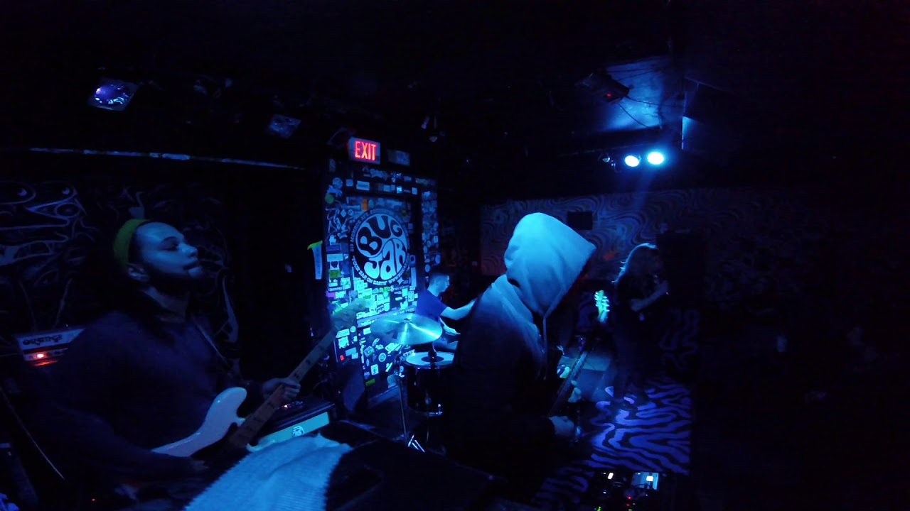 Wanderer Performs Andromeda at Bugjar