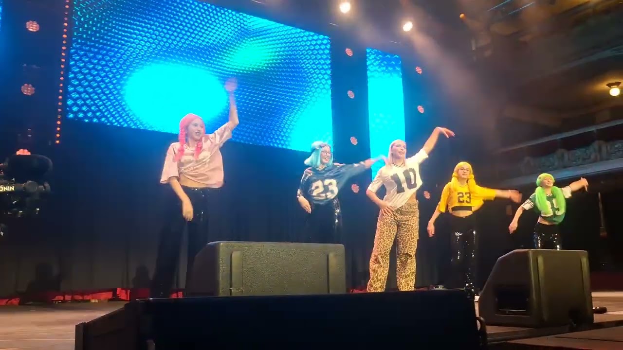 Dance battle s Verčou+mini rozhovor s Verčou 10 let show✨️🪩