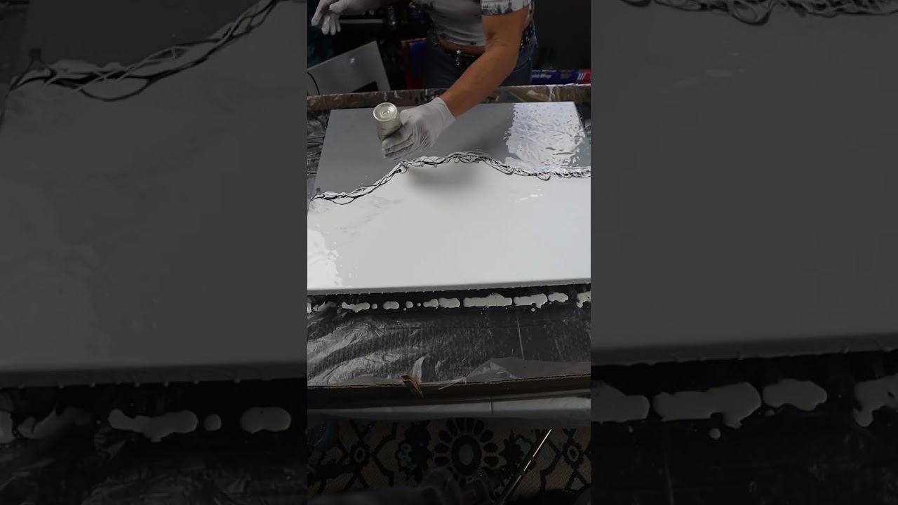 GREY AND SILVER DUTCH POUR - ACRYLIC POURING