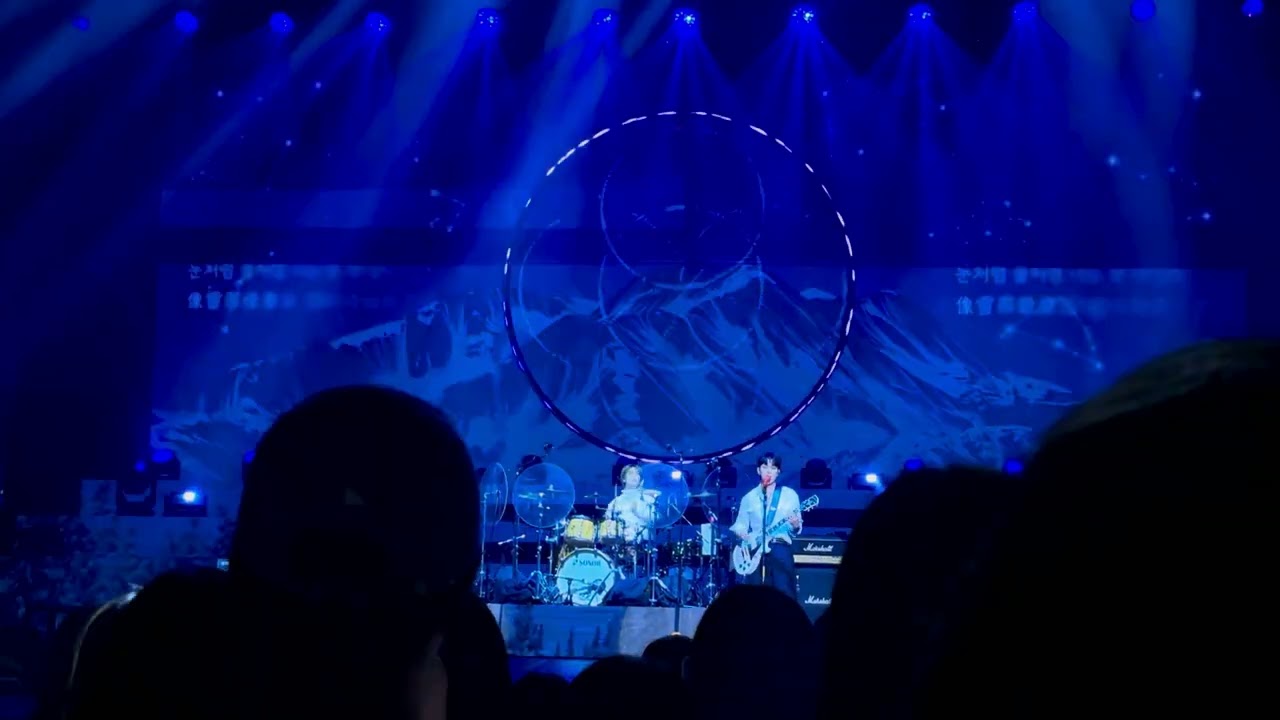 251115 N.FLYING 